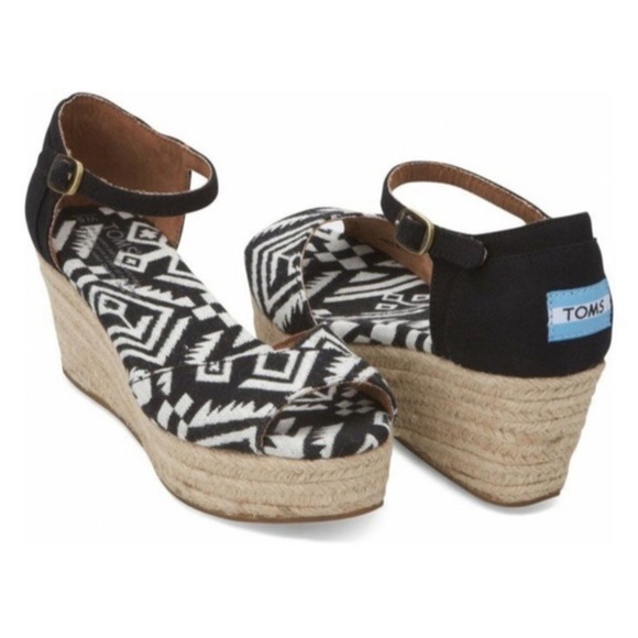 Toms Tribal Espadrille Wedges - Picture 1 of 10